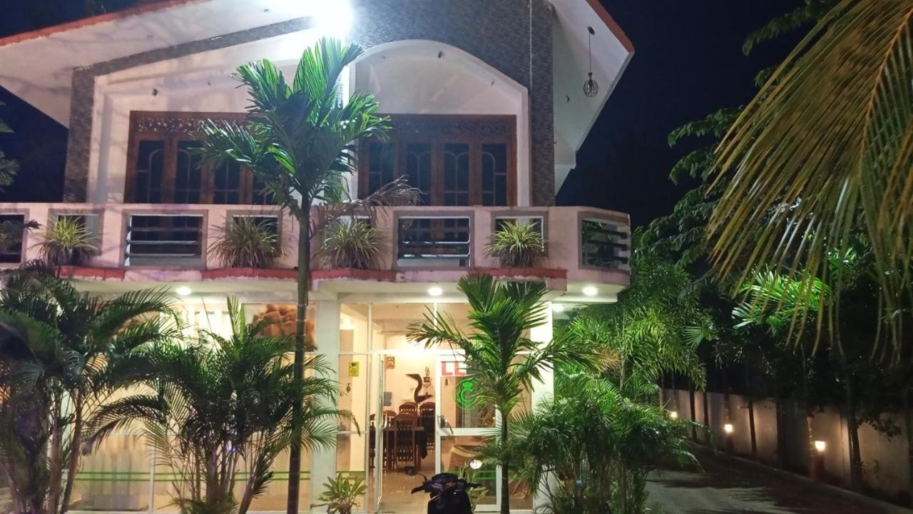 Green Star Villa 자프나 외부 사진
